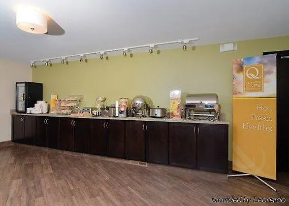 Quality Inn & Suites Airport Portland Motel