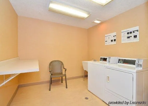 Quality Inn & Suites Airport Portland 3*,